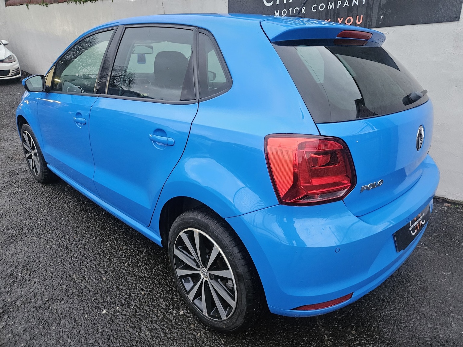Used Volkswagen Polo 2017 for sale - 77213510: Photo 8