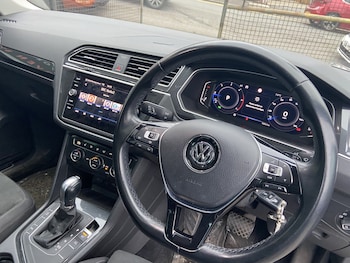 Used Volkswagen Tiguan 2019 for sale - 77781642: Photo