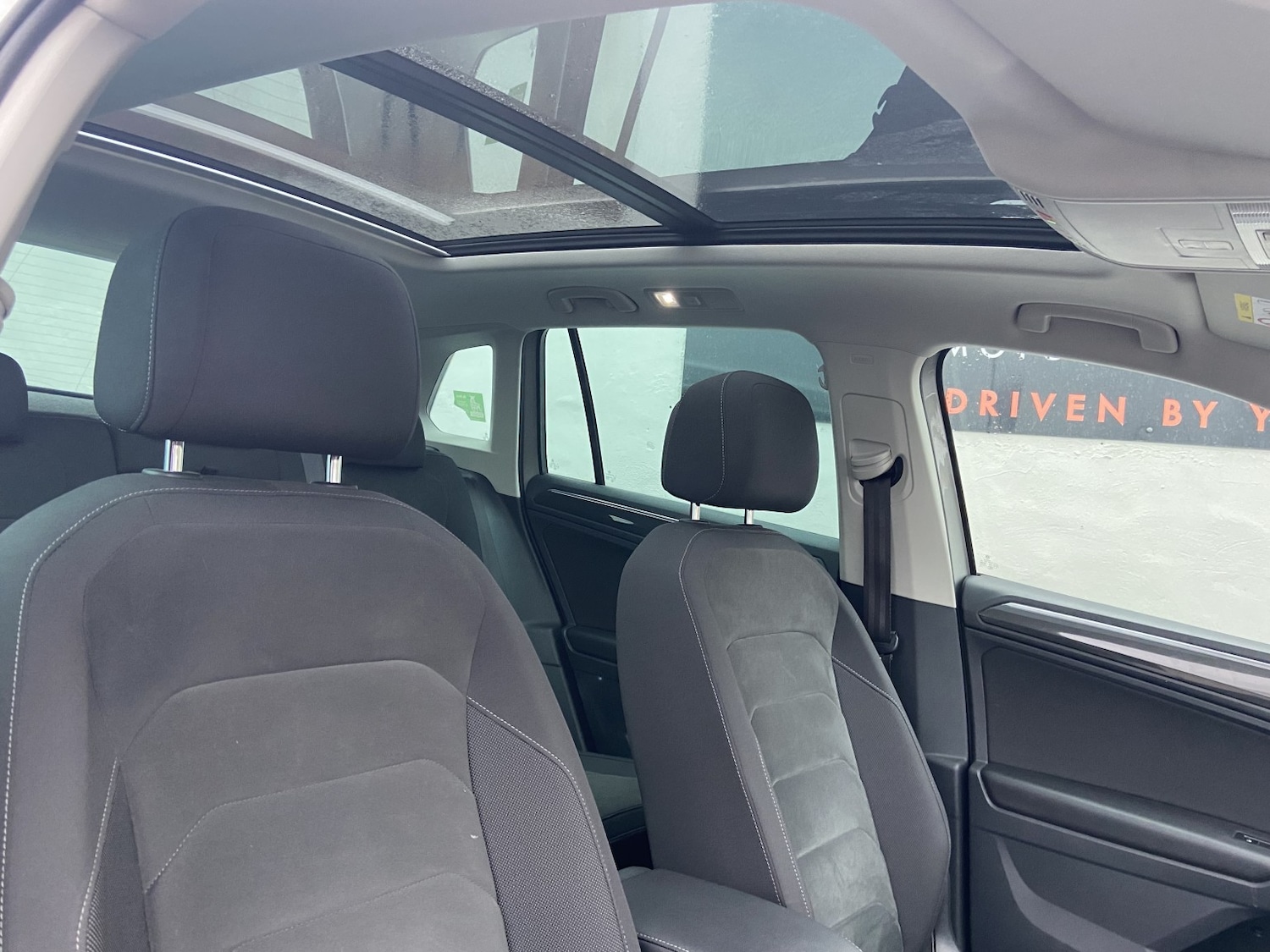 Used Volkswagen Tiguan 2019 for sale - 77781642: Photo 5