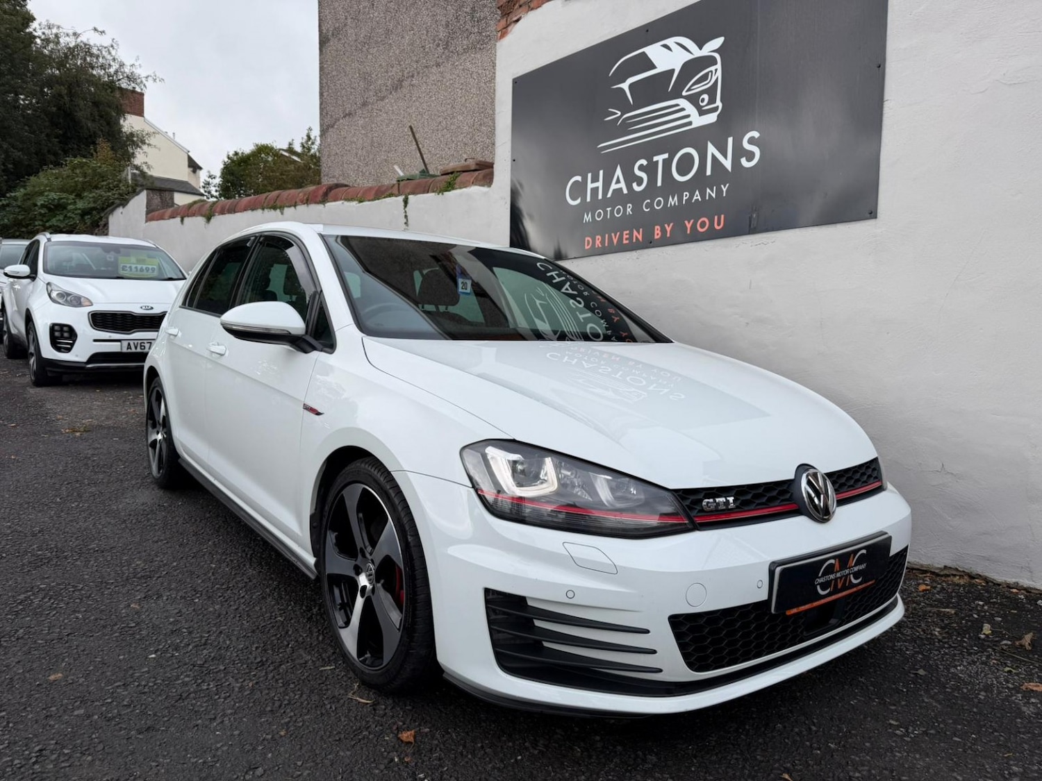 Used Volkswagen Golf 2016 for sale - 75948298: Photo 2