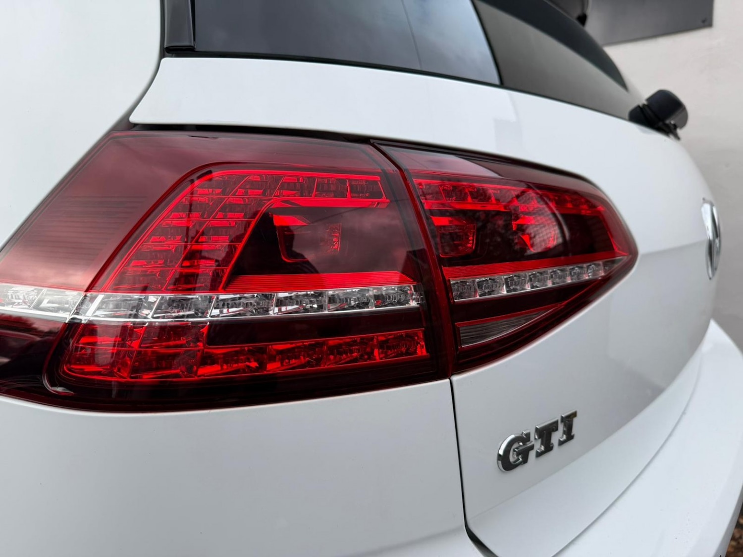 Used Volkswagen Golf 2016 for sale - 75948298: Photo 3