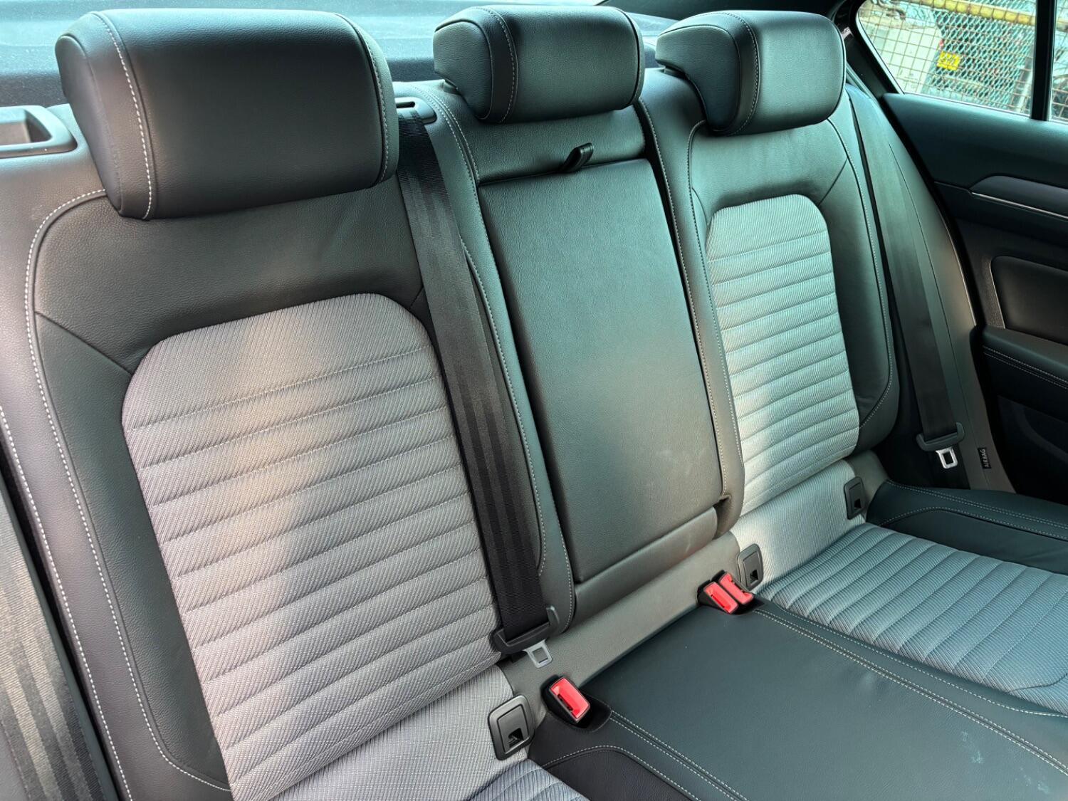 Used Volkswagen Passat 2018 for sale - 76793134: Photo 13