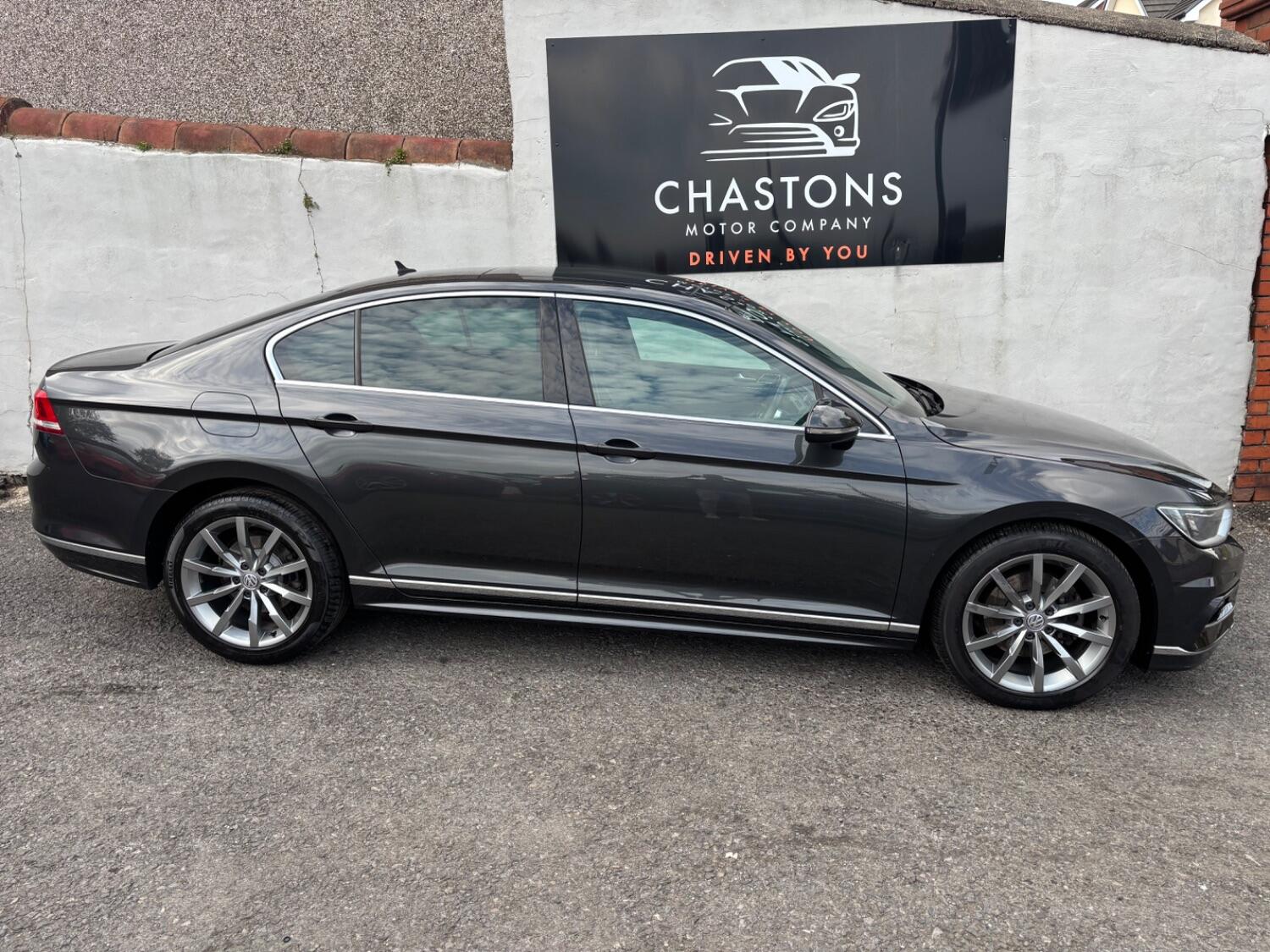 Used Volkswagen Passat 2018 for sale - 76793134: Photo 2