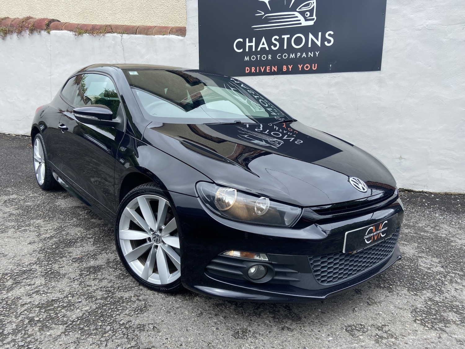 Used Volkswagen Scirocco 2014 for sale - 78459838: Photo 1