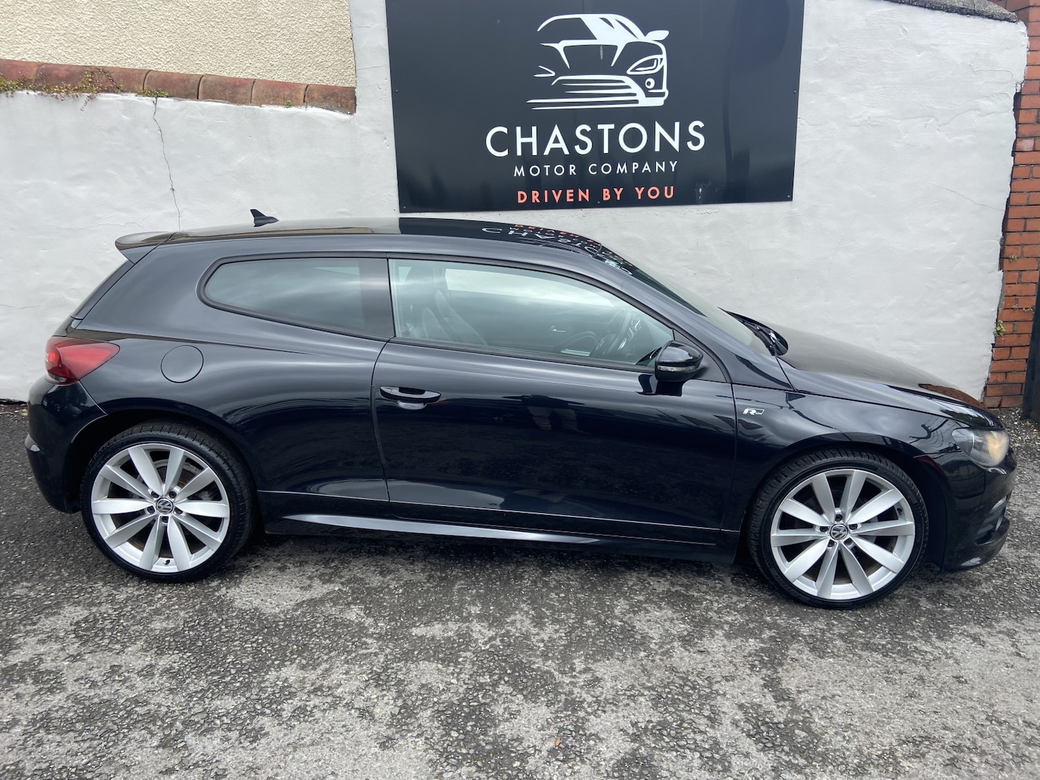 Used Volkswagen Scirocco 2014 for sale - 78459838: Photo 2