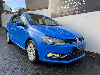 Used Volkswagen Polo 2015 for sale - 76712700: Photo