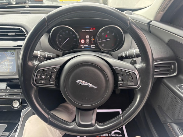 Used Jaguar XE 2015 for sale - 75779332: Photo 17