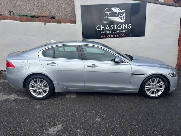 Used Jaguar XE 2015 for sale - 75779332: Photo 3