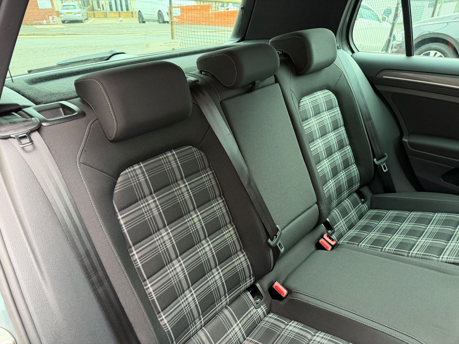 Used Volkswagen Golf 2017 for sale - 77140611: Photo 16