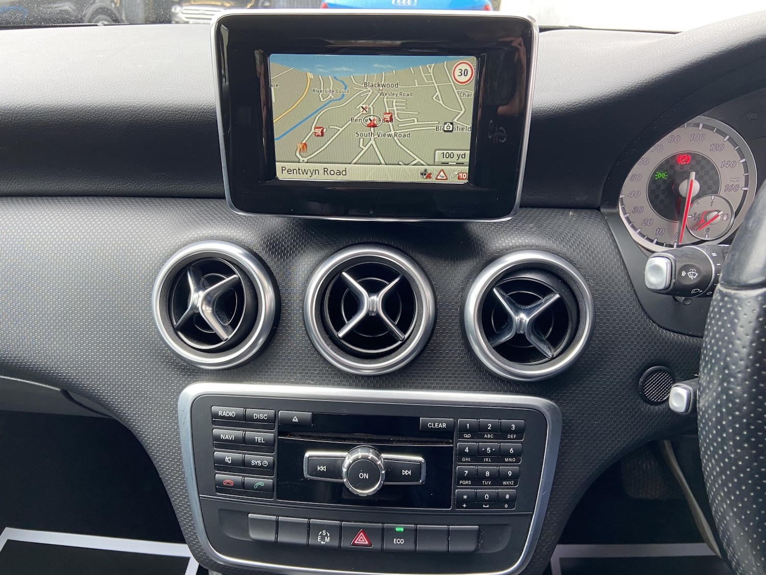 Used Mercedes-Benz A-Class 2014 for sale - 77423452: Photo 19