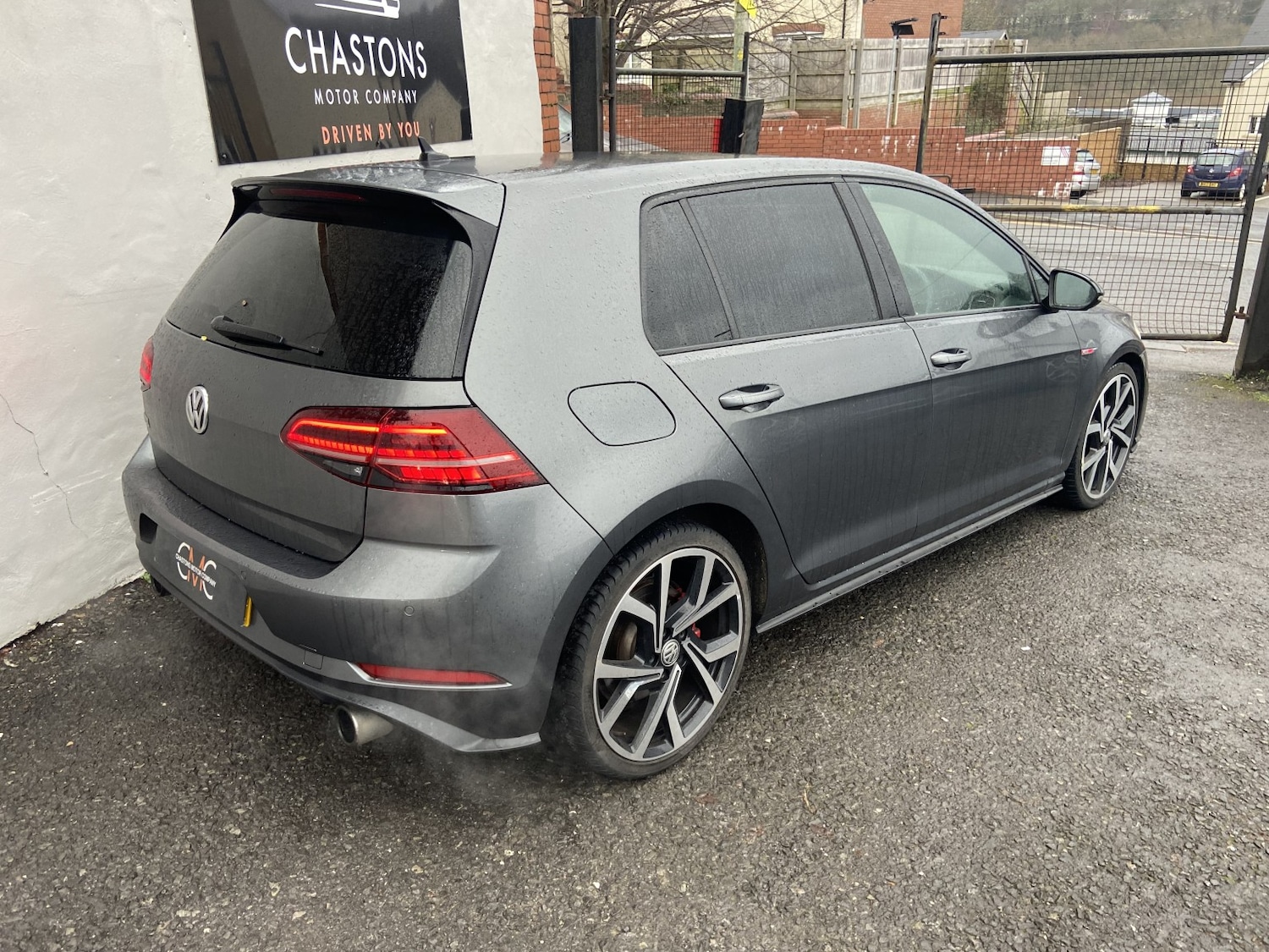 Used Volkswagen Golf 2018 for sale - 77370656: Photo 3