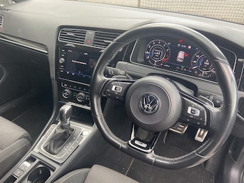 Used Volkswagen Golf 2019 for sale - 78571380: Photo