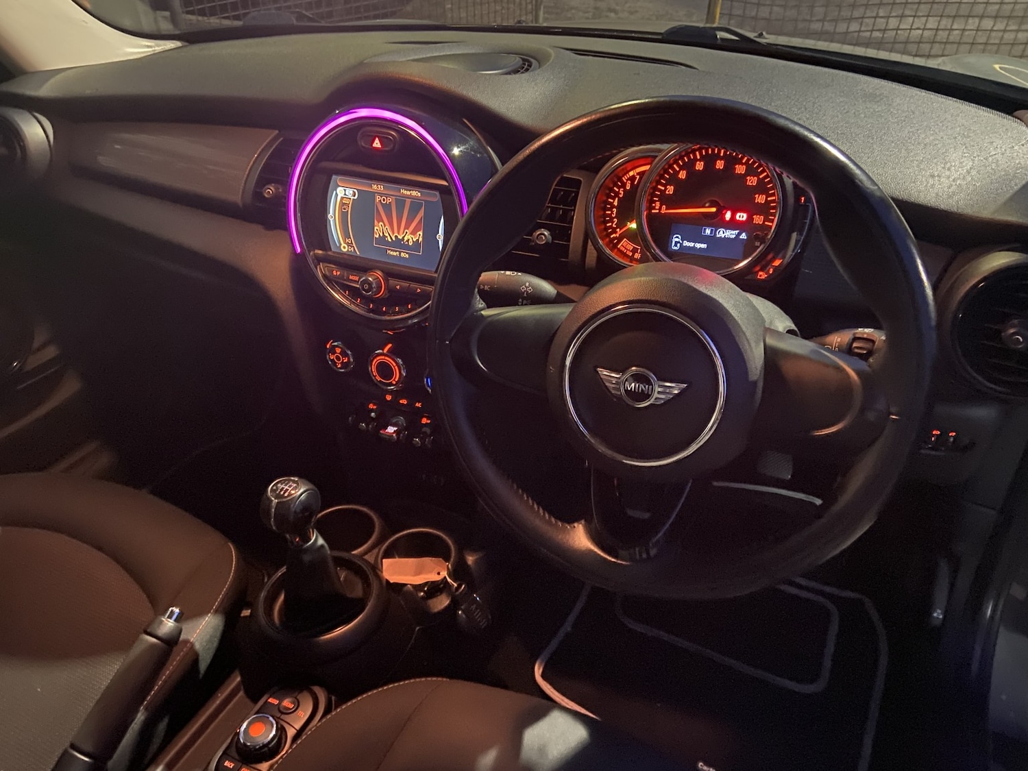 Used MINI Hatch 2018 for sale - 77038961: Photo 4