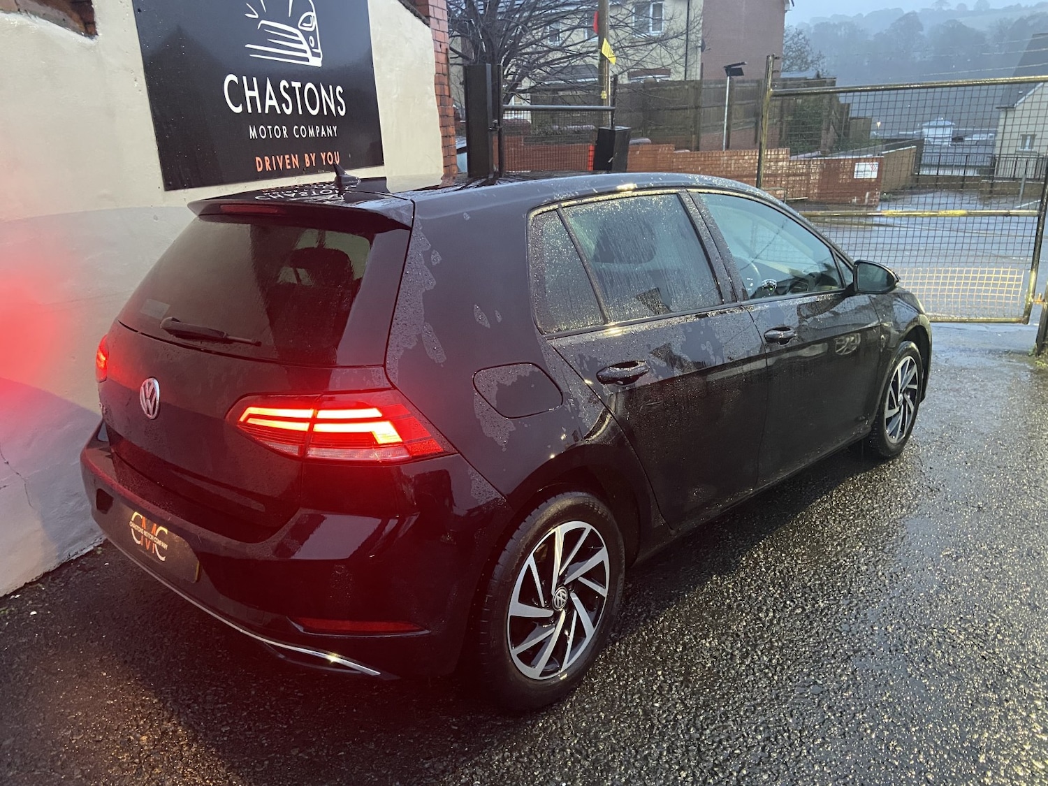 Used Volkswagen Golf 2020 for sale - 76974309: Photo 3