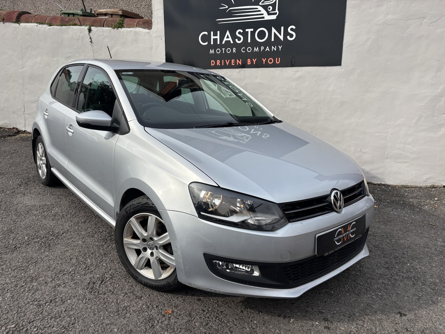 Used Volkswagen Polo 2014 for sale - 76041020: Photo 1