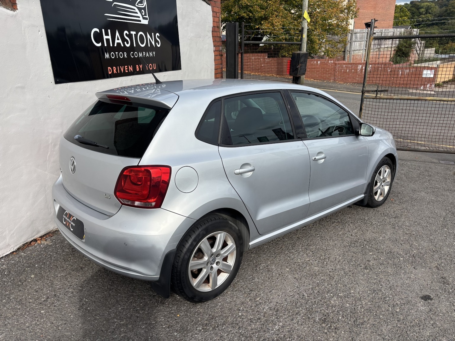Used Volkswagen Polo 2014 for sale - 76041020: Photo 3