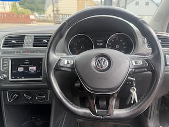 Used Volkswagen Polo 2017 for sale - 79792810: Photo