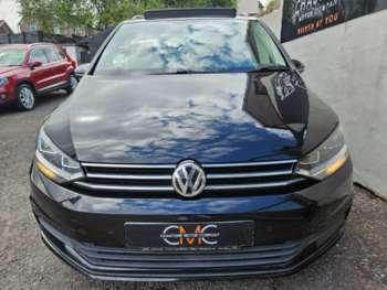 Used Volkswagen Touran 2017 for sale - 74392702: Photo