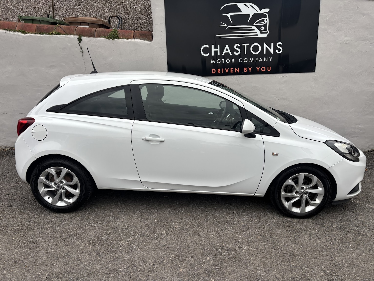 Used Vauxhall Corsa 2015 for sale - 76093706: Photo 6