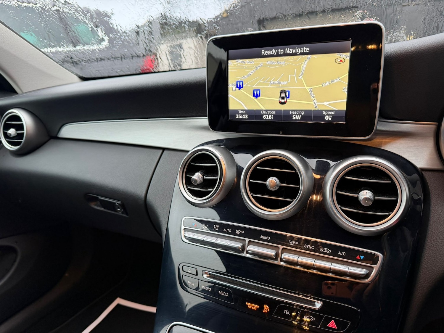 Used Mercedes-Benz C Class 2016 for sale - 77289136: Photo 8