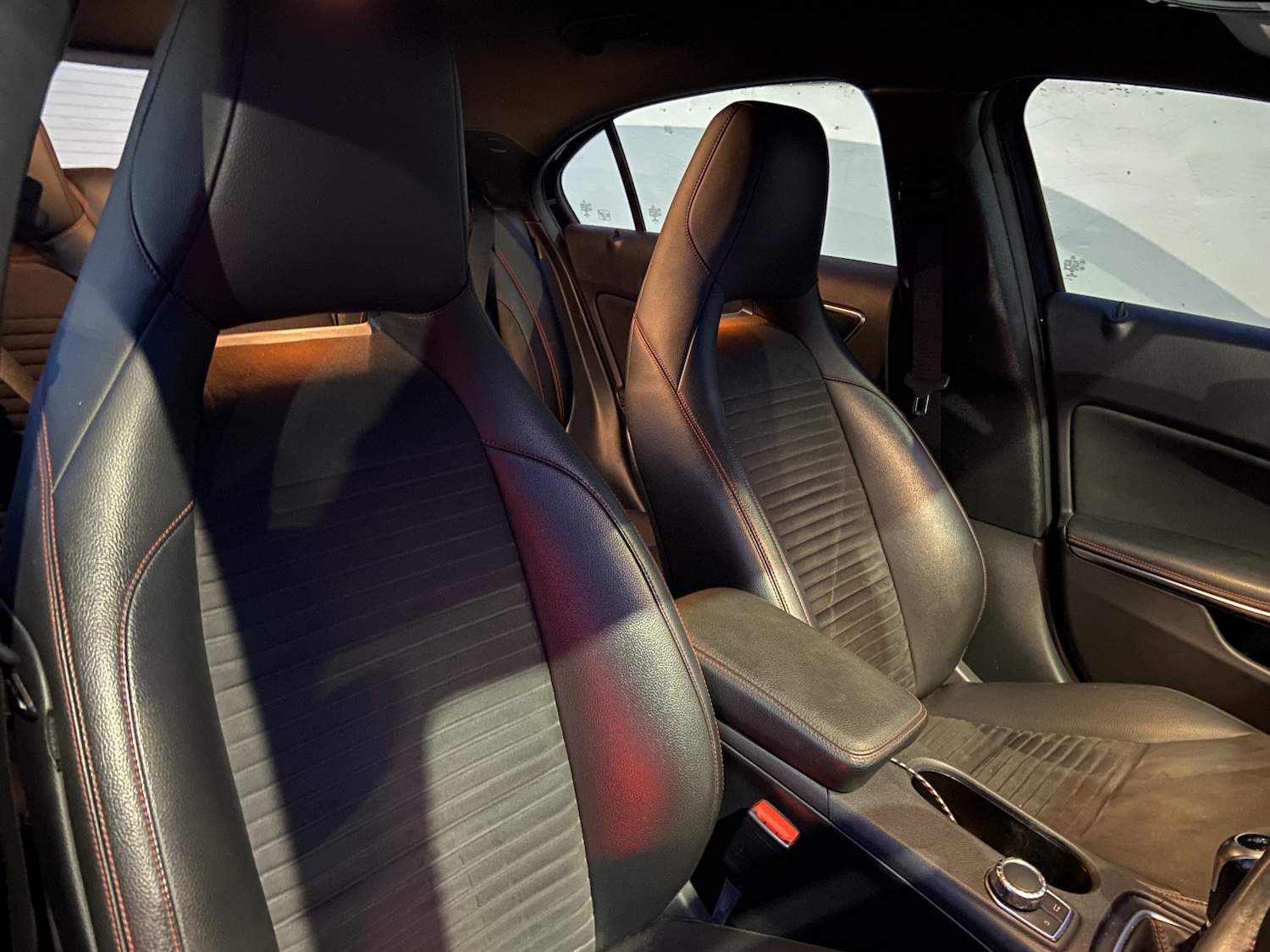 Used Mercedes-Benz A-Class 2015 for sale - 76896971: Photo 6