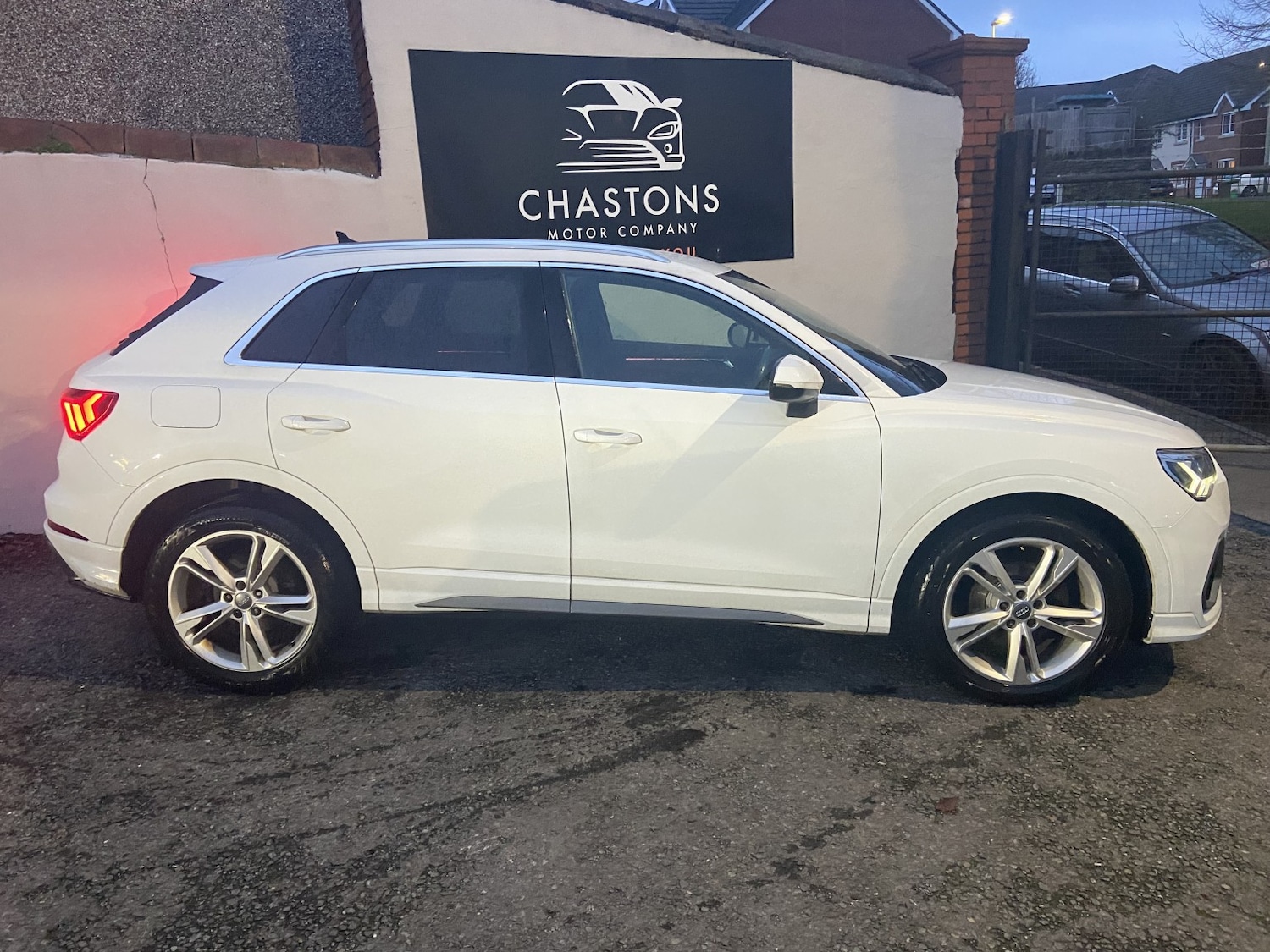 Used Audi Q3 2019 for sale - 77038991: Photo 2