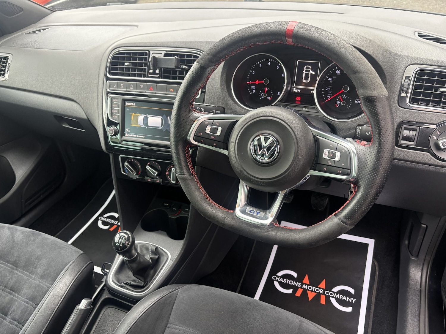 Used Volkswagen Polo 2015 for sale - 76082640: Photo 15