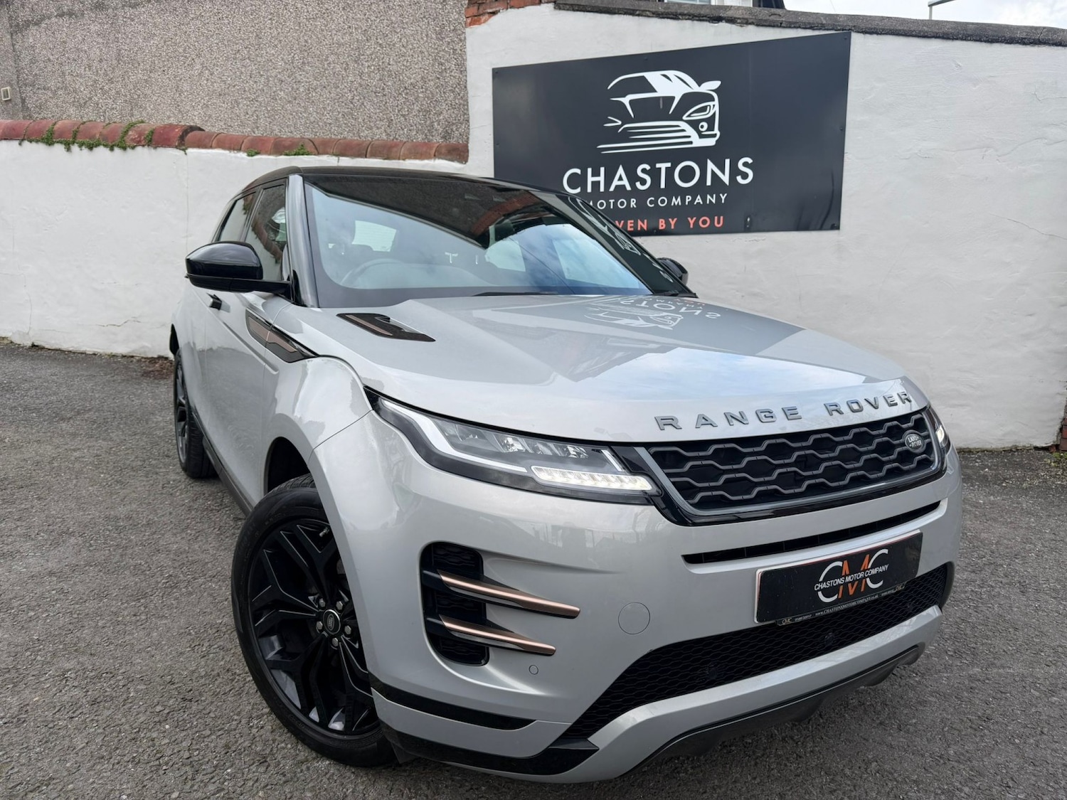 Used Land Rover Range Rover Evoque 2019 for sale - 77721395: Photo 1