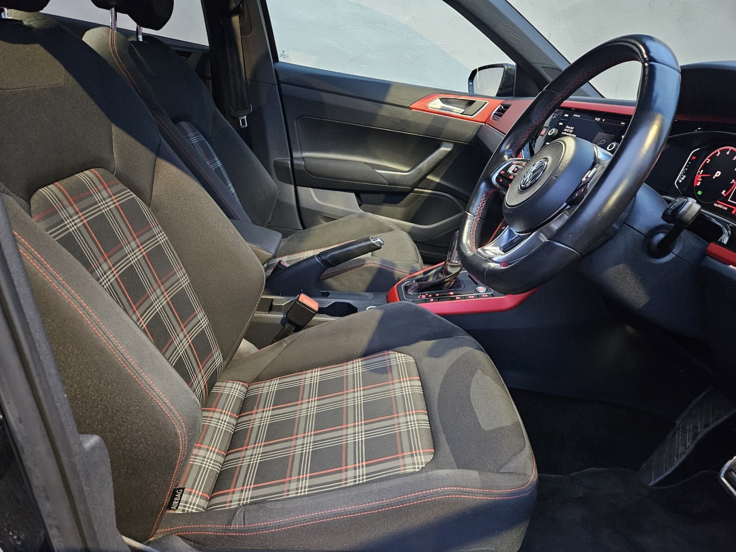 Used Volkswagen Polo 2018 for sale - 77201265: Photo 8