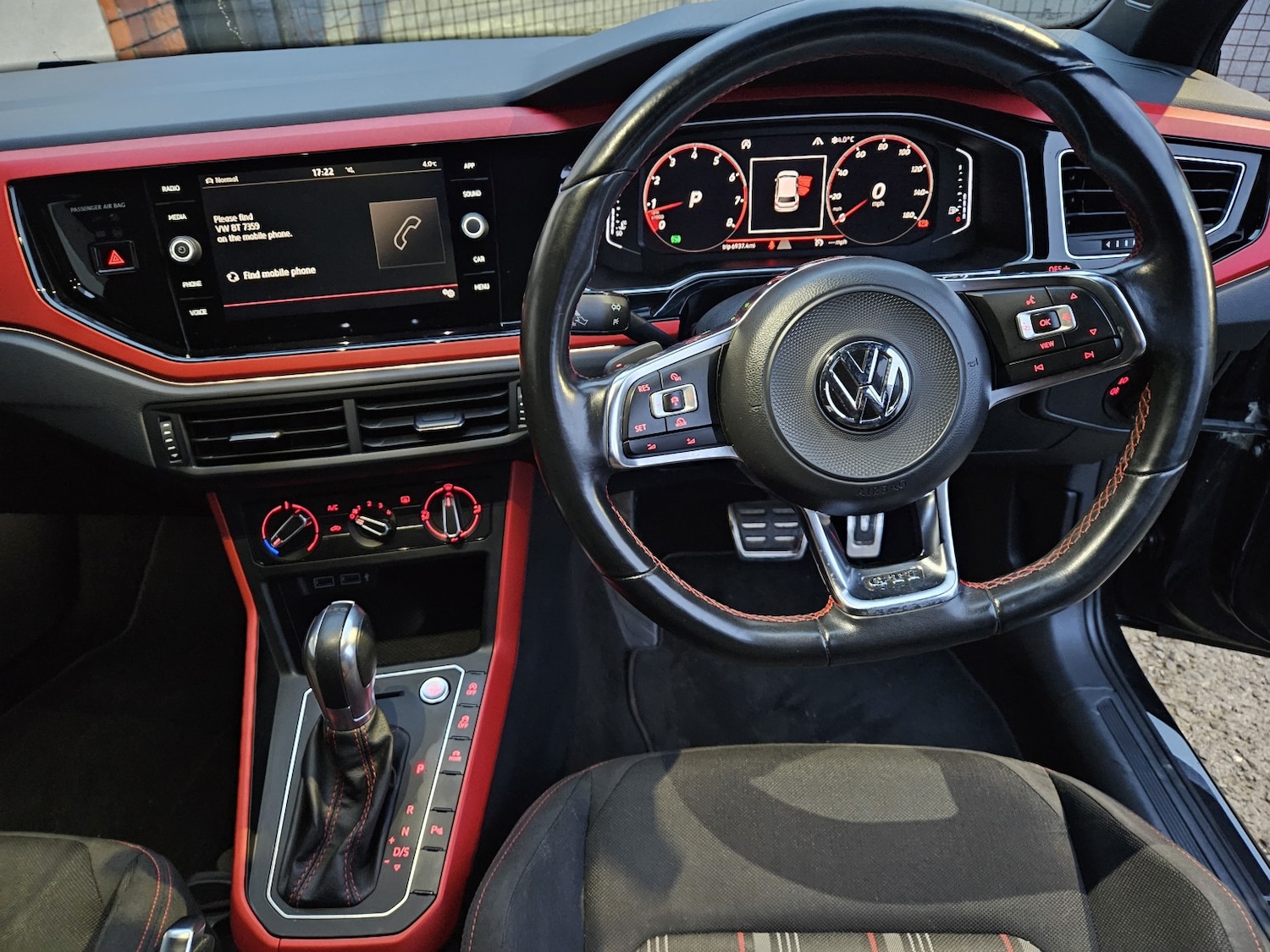 Used Volkswagen Polo 2018 for sale - 77201265: Photo 9