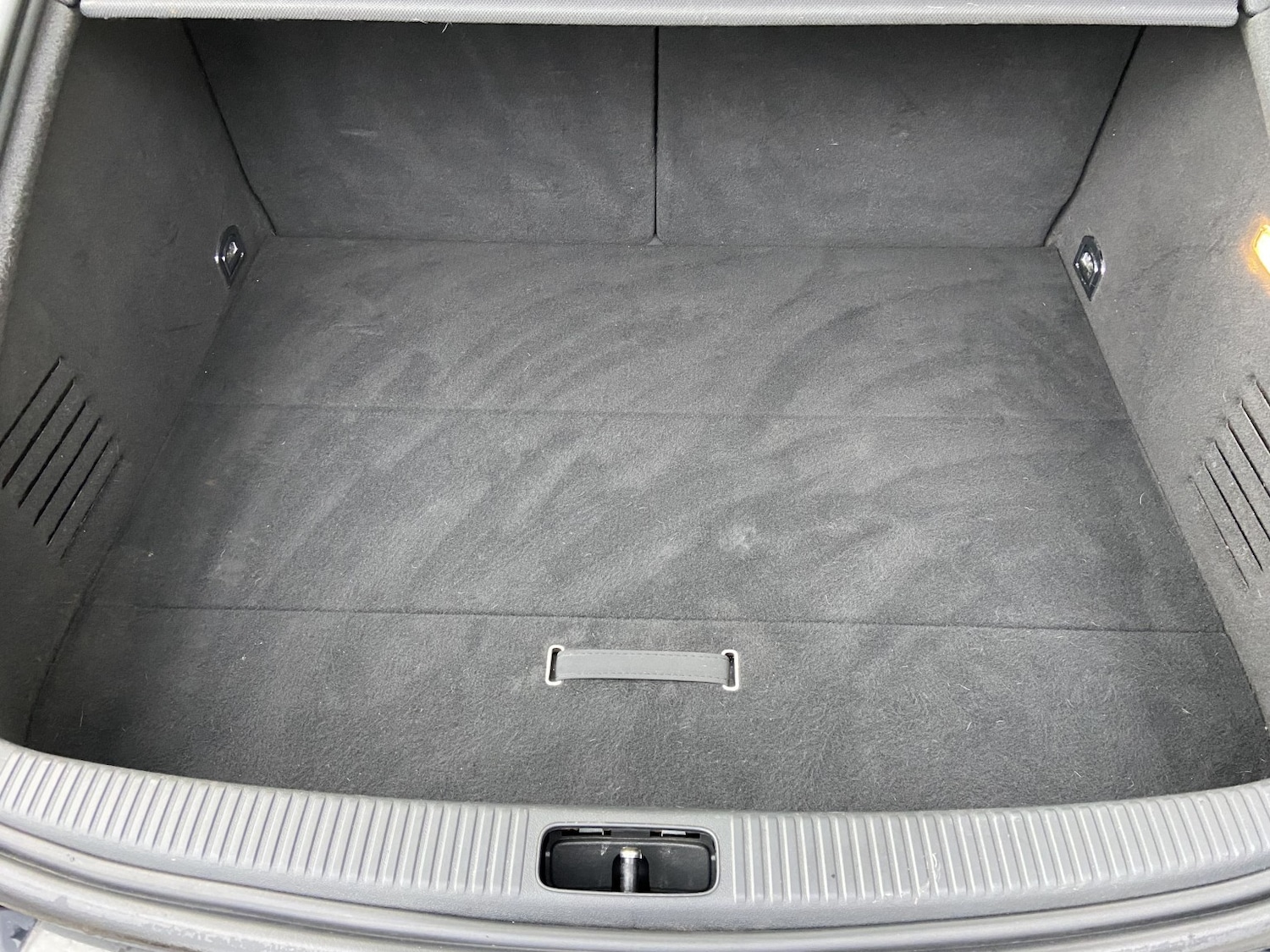 Used Audi TT 2013 for sale - 76687131: Photo 14