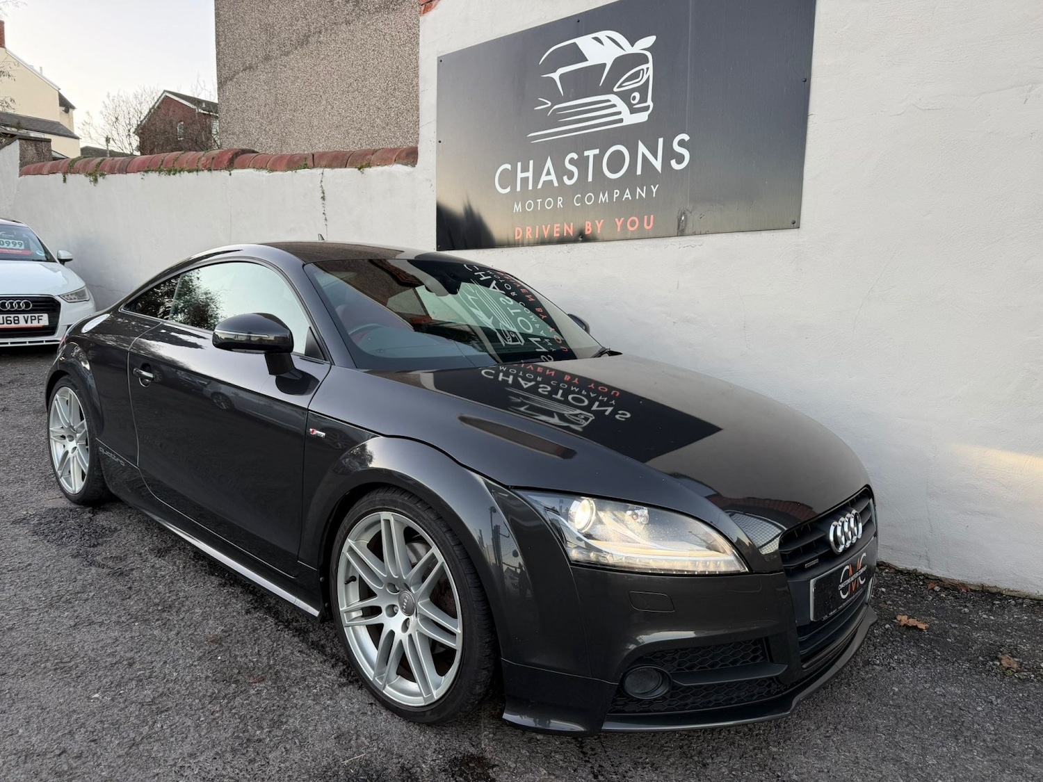 Used Audi TT 2013 for sale - 76687131: Photo 4