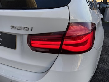 Used BMW 3 Series 2018 for sale - 76924341: Photo