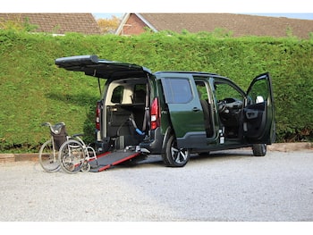 Used Peugeot Rifter 2024 for sale - 79586126: Photo