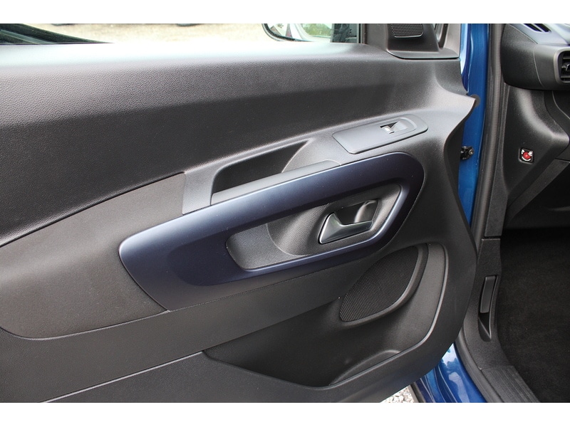 Used Peugeot Rifter 2021 for sale - 76514291: Photo 43