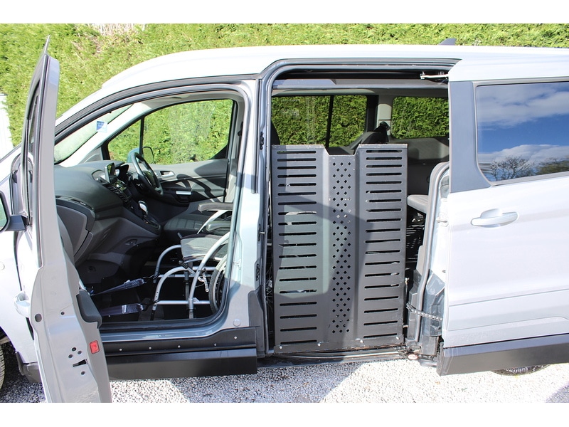 Used Ford Grand Tourneo Connect 2022 for sale - 77880592: Photo 3