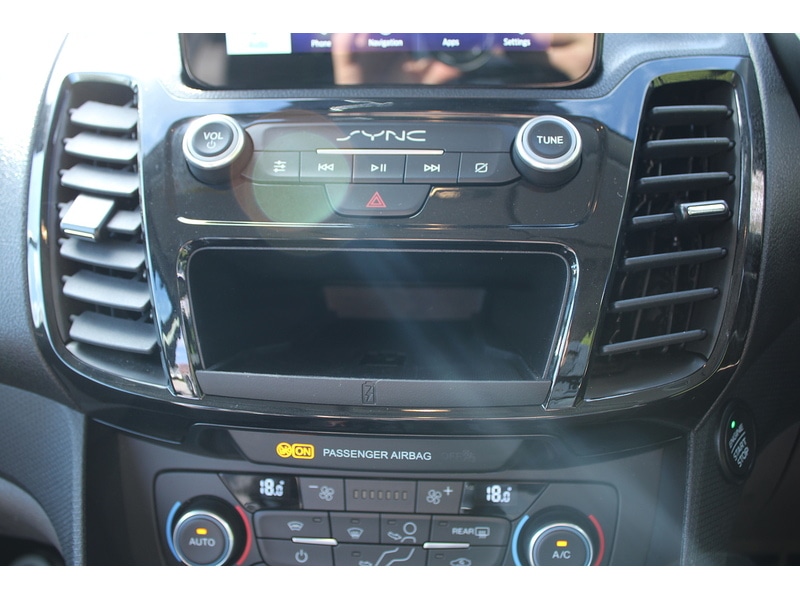 Used Ford Grand Tourneo Connect 2022 for sale - 77880592: Photo 43