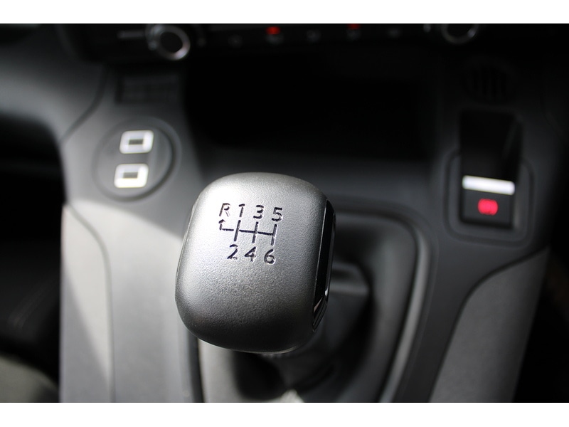 Used Peugeot Rifter 2024 for sale - 78201302: Photo 31