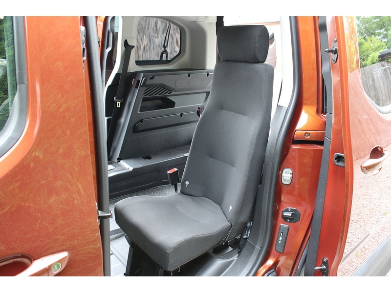 Used Peugeot Rifter 2021 for sale - 77880595: Photo 30