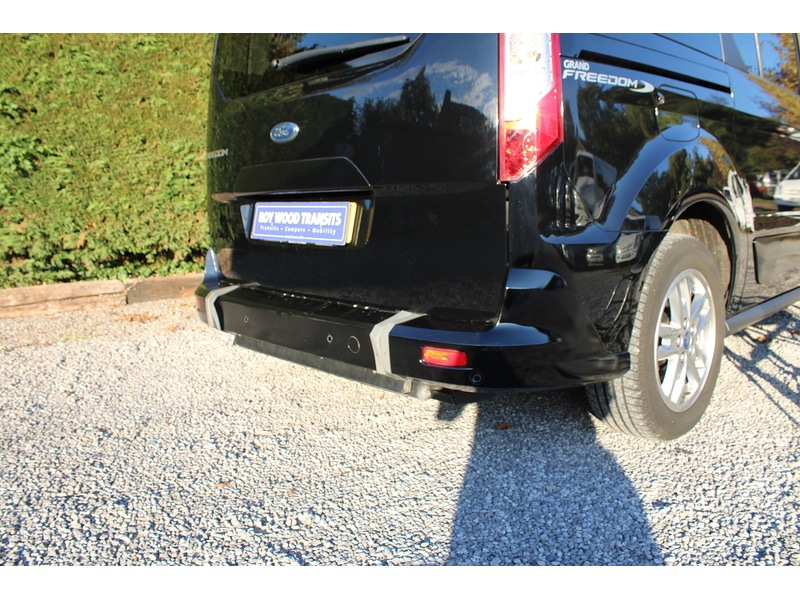 Used Ford Grand Tourneo Connect 2020 for sale - 76510352: Photo 17