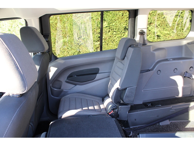 Used Ford Grand Tourneo Connect 2020 for sale - 76510352: Photo 23
