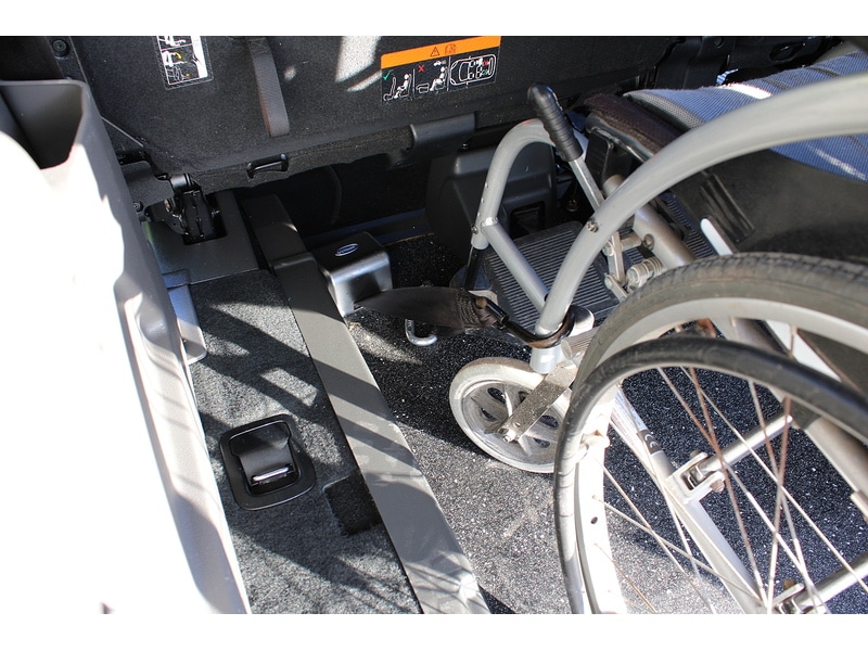 Used Ford Grand Tourneo Connect 2020 for sale - 76510352: Photo 42