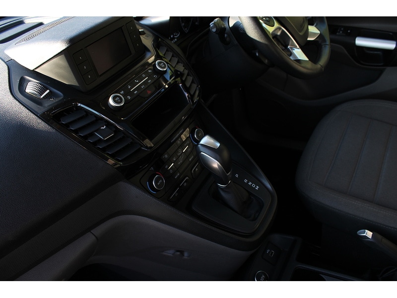 Used Ford Grand Tourneo Connect 2020 for sale - 76510352: Photo 44