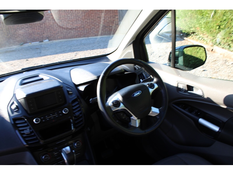 Used Ford Grand Tourneo Connect 2020 for sale - 76510352: Photo 46