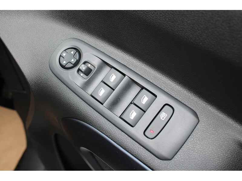 Used Peugeot Rifter 2023 for sale - 76514289: Photo 27