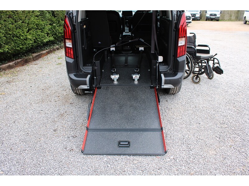 Used Peugeot Rifter 2023 for sale - 76514289: Photo 33