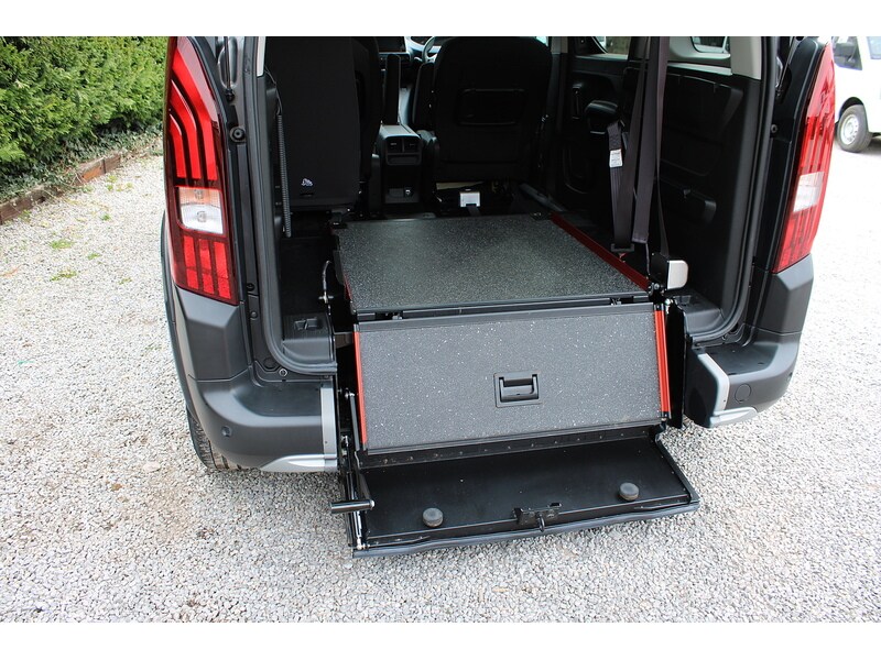 Used Peugeot Rifter 2023 for sale - 76514289: Photo 38