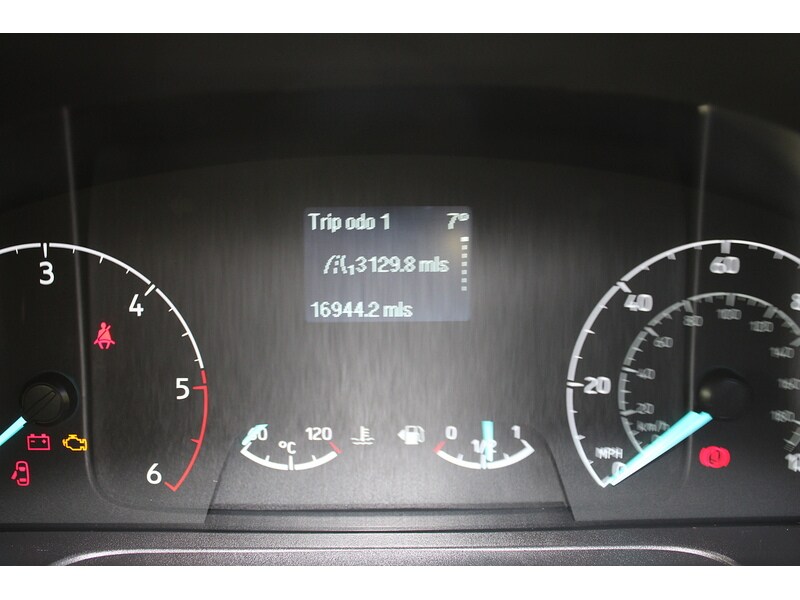 Used Ford Transit Custom 2020 for sale - 76637190: Photo 38