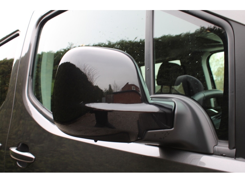 Used Peugeot Rifter 2021 for sale - 77422941: Photo 44