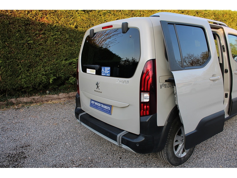 Used Peugeot Rifter 2019 for sale - 77046261: Photo 17